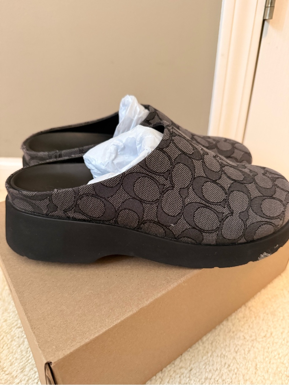 Coach Link Signature Mule Black Charcoal Platform Clogs Shoes Size 8 - Picture 4 of 7